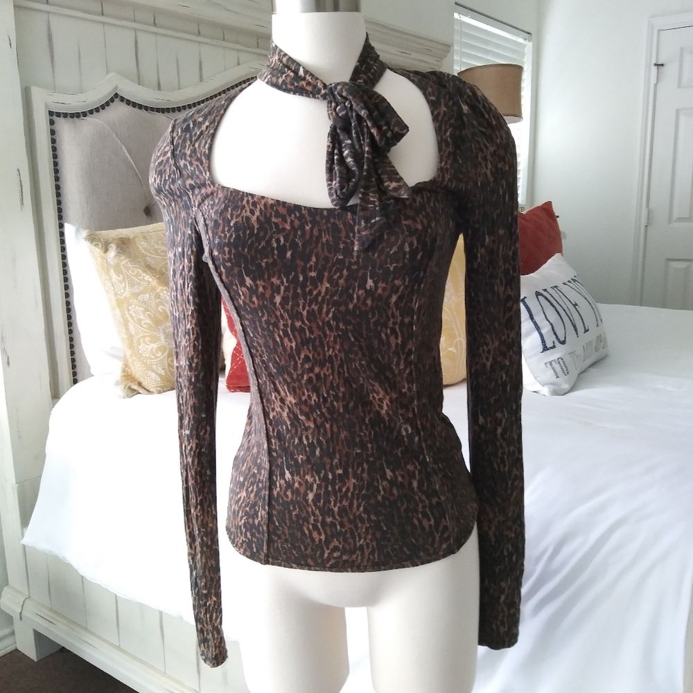 Free People - Picture 3 of 6